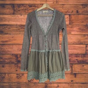 A'Reve Grey Lace Button Front Tunic Blouse Large